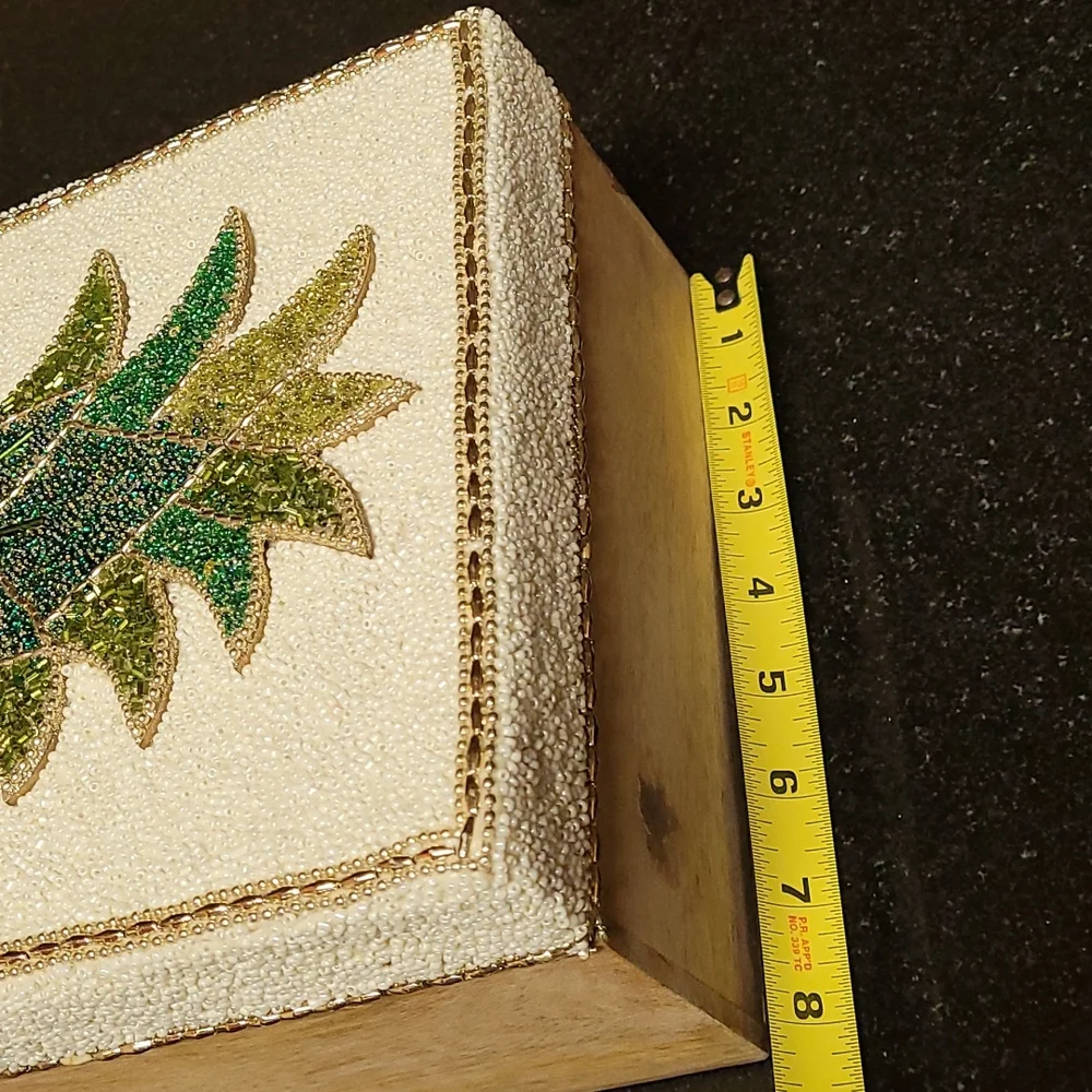 Pineapple Embellished Keepsake Box - Picture 8 of 12
